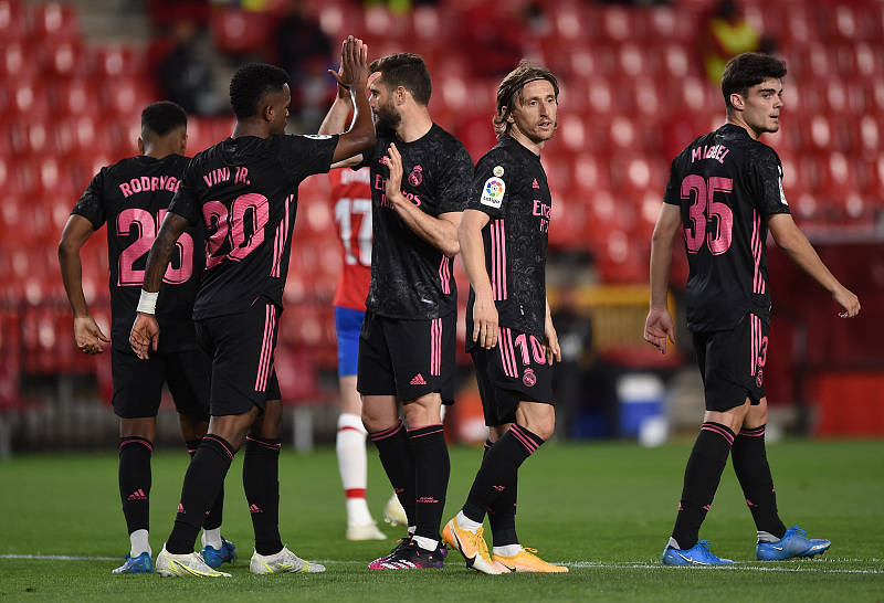 币游体育官网-威廉和立博初赔解析